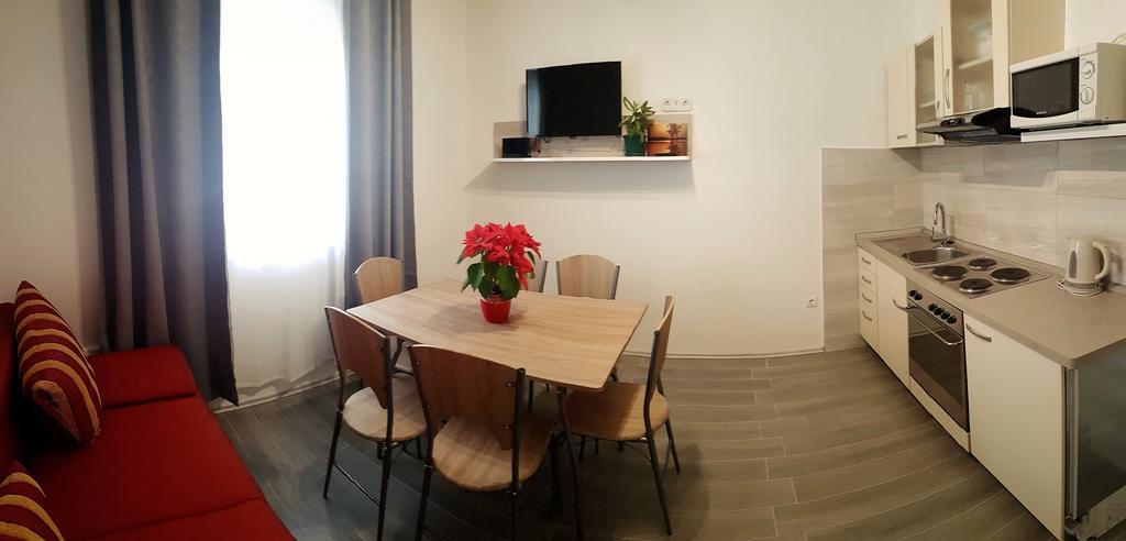 Apartments Kk Celina Eksteriør billede